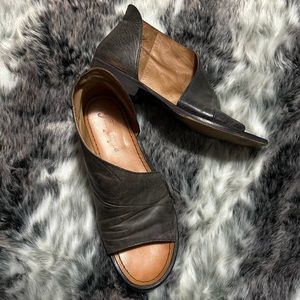 Free People leather Mont Blanc slip on sandals, size 39